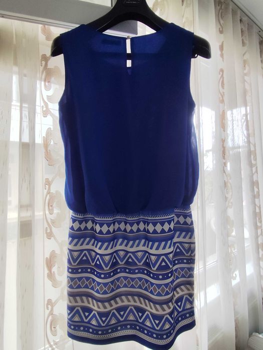 Официална Рокля размер Л