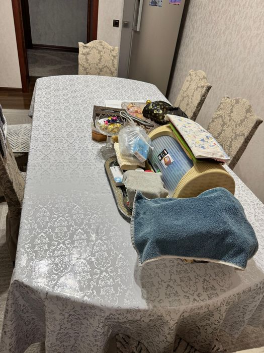 Продается кухонный стол