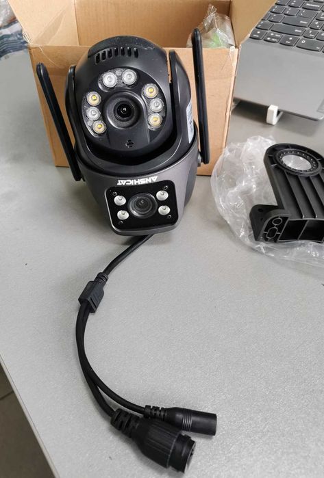 Camera WI-FI dubla + camera pentru dulie de bec 220V, noi.