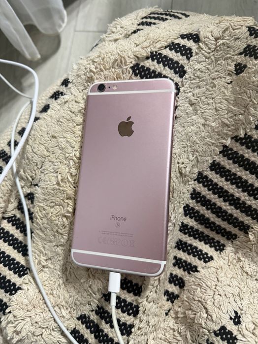 Vând telefon iPhone 7