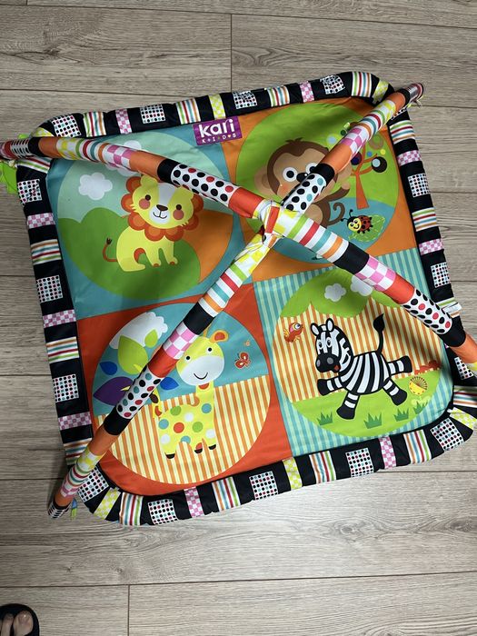 Детский развивающий коврик