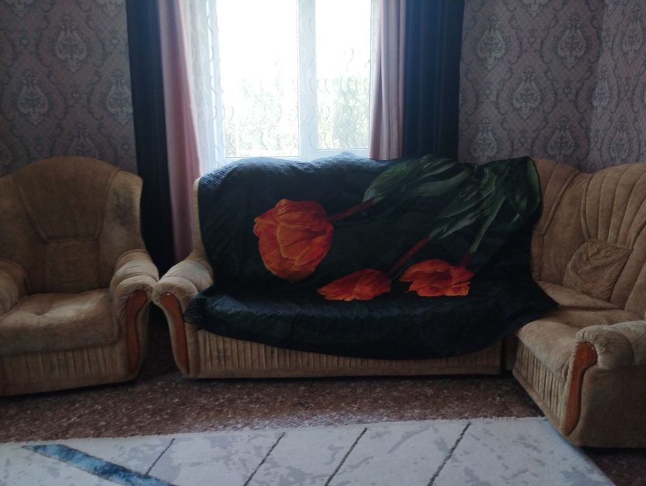 Продам диван уголок