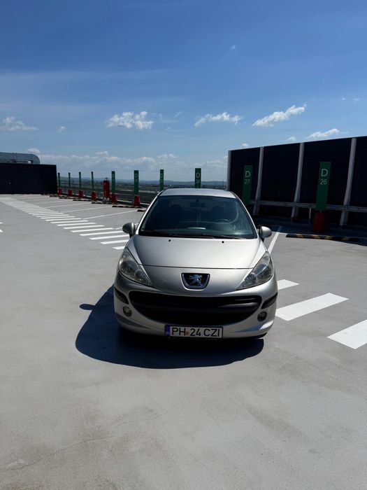 Se vinde Peugeot 207