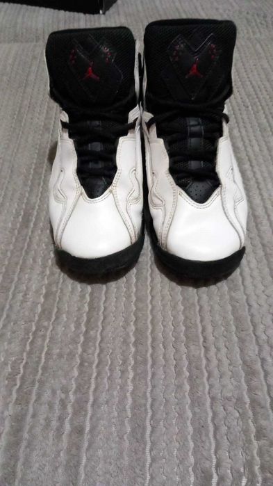 adidasi air jordan