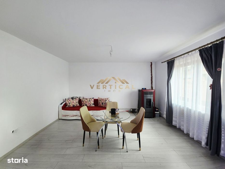 Vila 6 camere la intrare in Dobreni