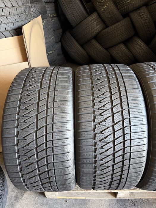 4 anvelope iarna 295/35/21 + 265/40/21 , Porsche Macan , Kumho , DOT 2021