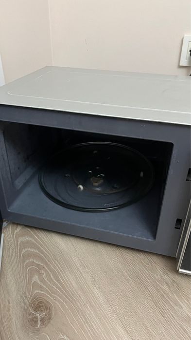 Микроволновая печь