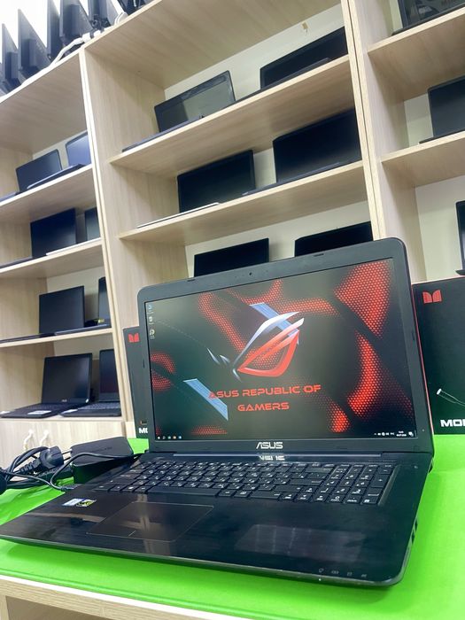 ASUS GTX 950M Intel core i7