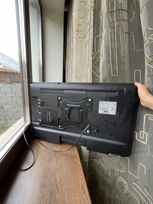 Продам телевизор