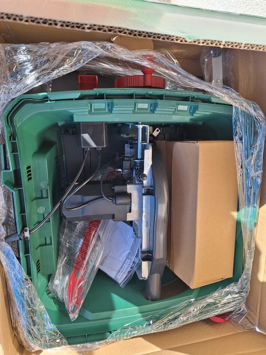 Fierastrau circular  nou, motor 2200w