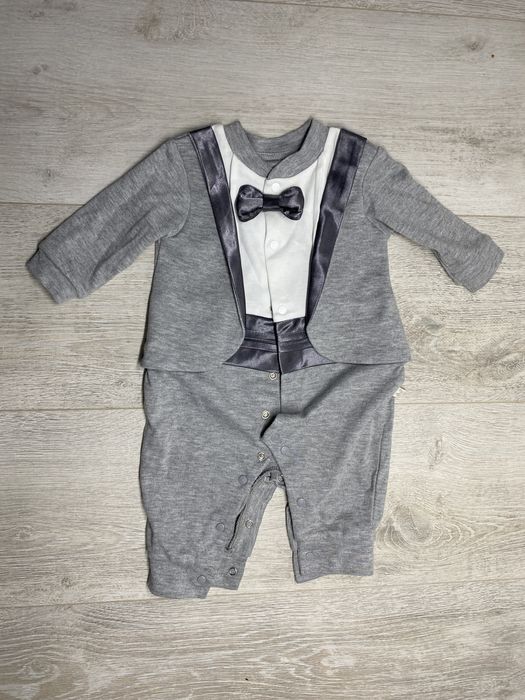 Продам комбенизон на мальчика