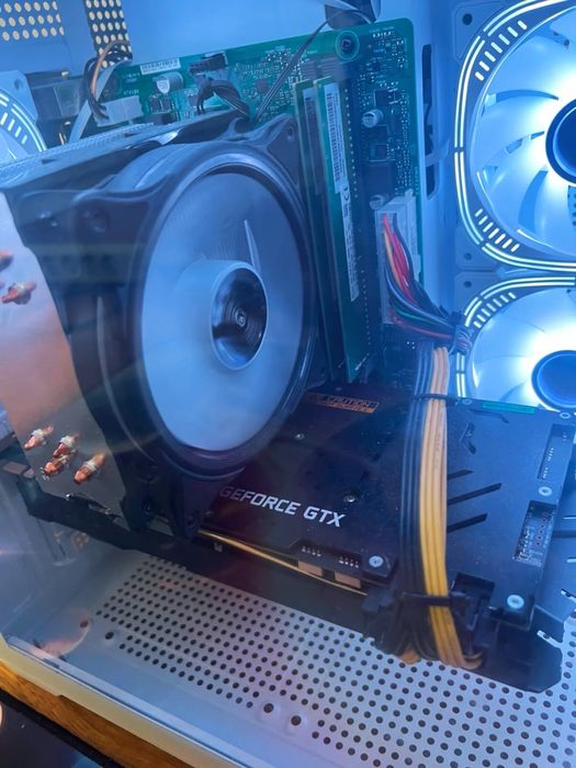 PC Gaming i5 | GTX 1070 8GB | 16GB RAM | SSD+HDD | ÎN GARANȚIE + Factura