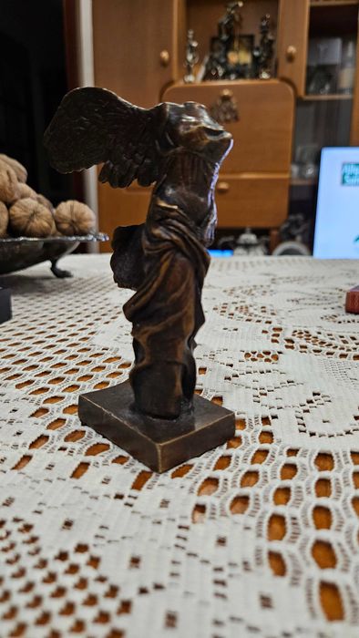 Метална пластика