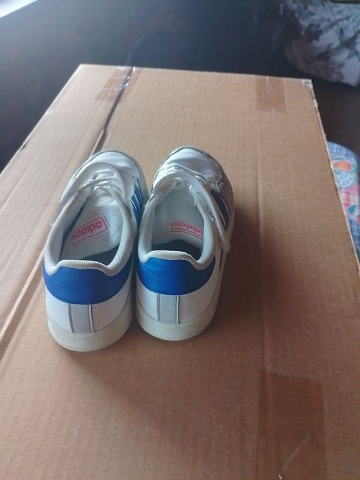 Маратонки Adidas