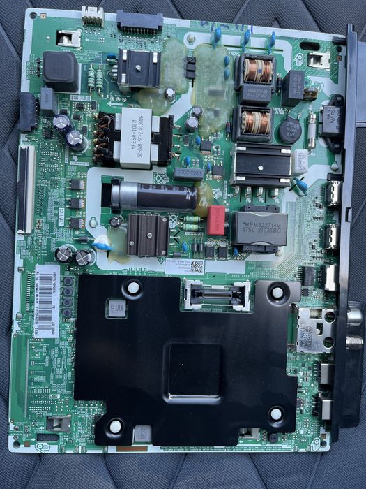 Плата (материнская плата)