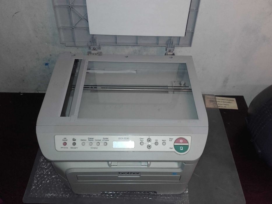 Отличен! Лазерен принтер, скенер и копир 3 в 1 Brother DCP 7030