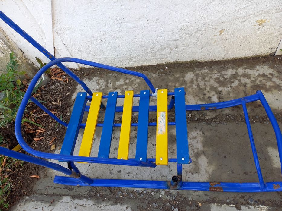 Продам   детские санки  недорого