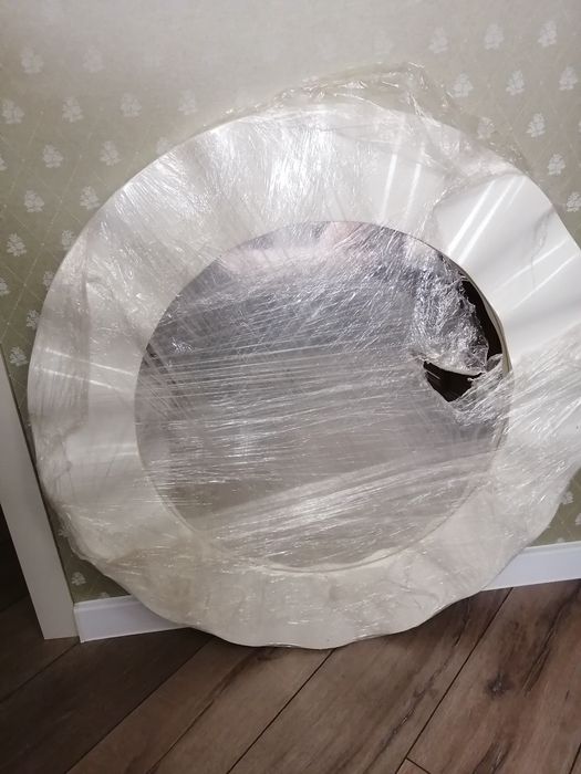 Продам зеркало новое