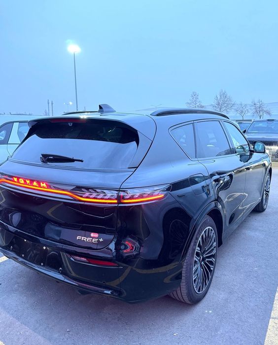 **Voyah Free+ 2026 model
Bez prabek  full pazitsiya
Rangi qoraga oq sa