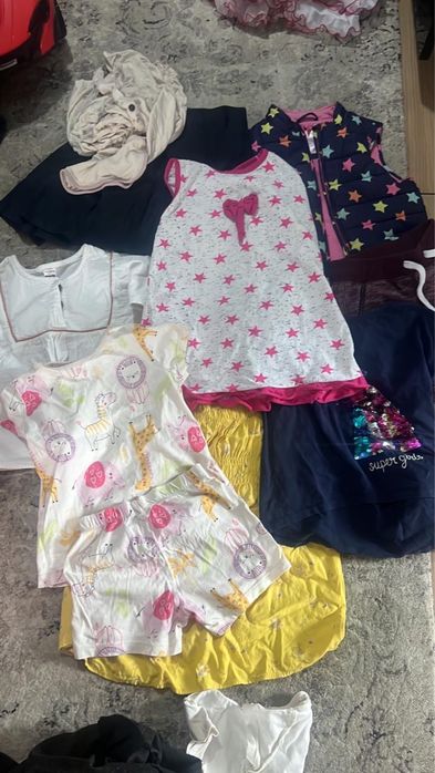 Детская одежда для девочки 3-4 годика