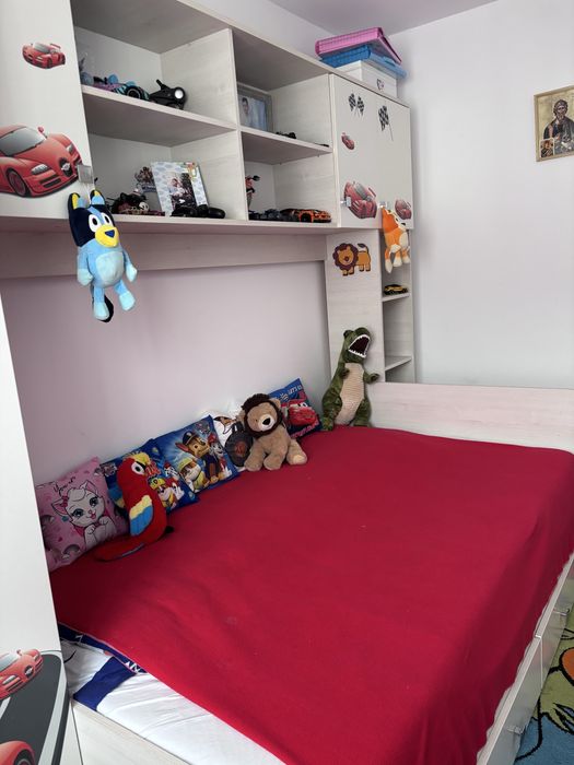 Mobilă dormitor copii / tineret – stare foarte bună