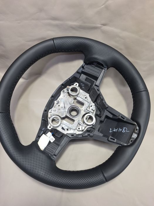 Volan tesla model 3  sau Y cu sau fara încălzire