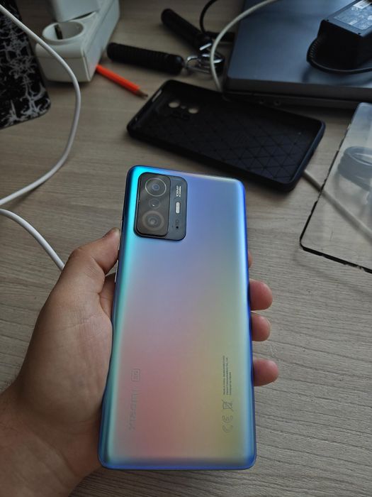 Телефон Xiaomi 11t