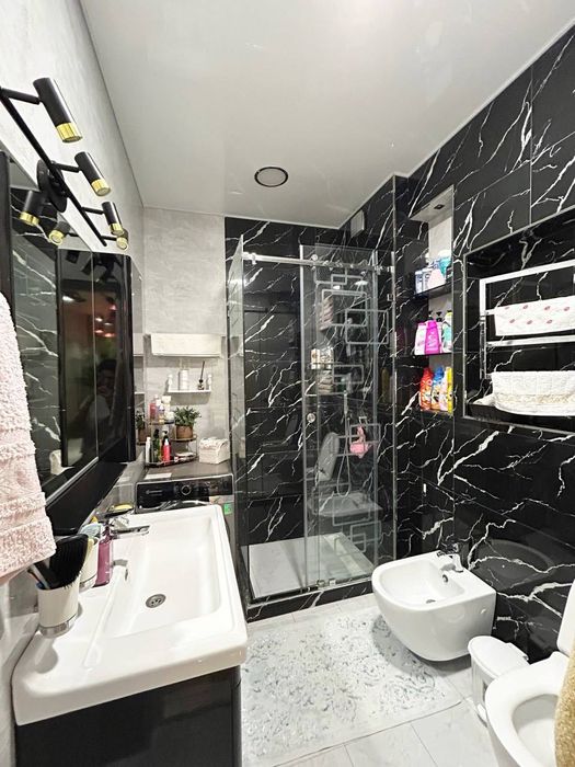 Новостройка Продается 4 комнатная квартира ремонт Ц-15 Жангох