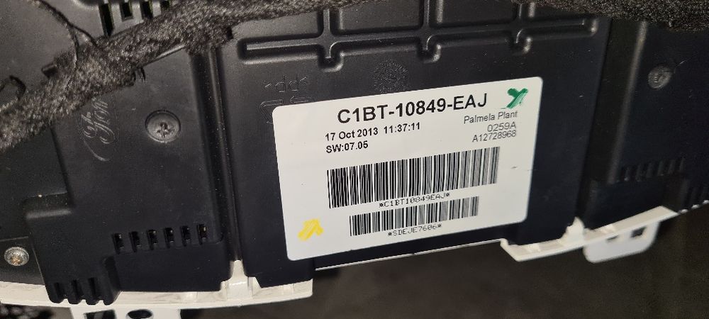 Radio cd,climatronic,ceasuri bord,display ford fiesta 2015