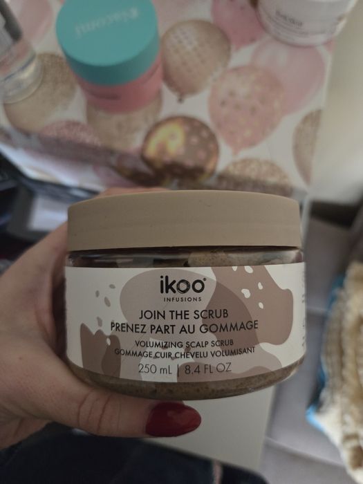 Козметика за лице и коса lumene, apivita, calinchi, lalga, milk shake