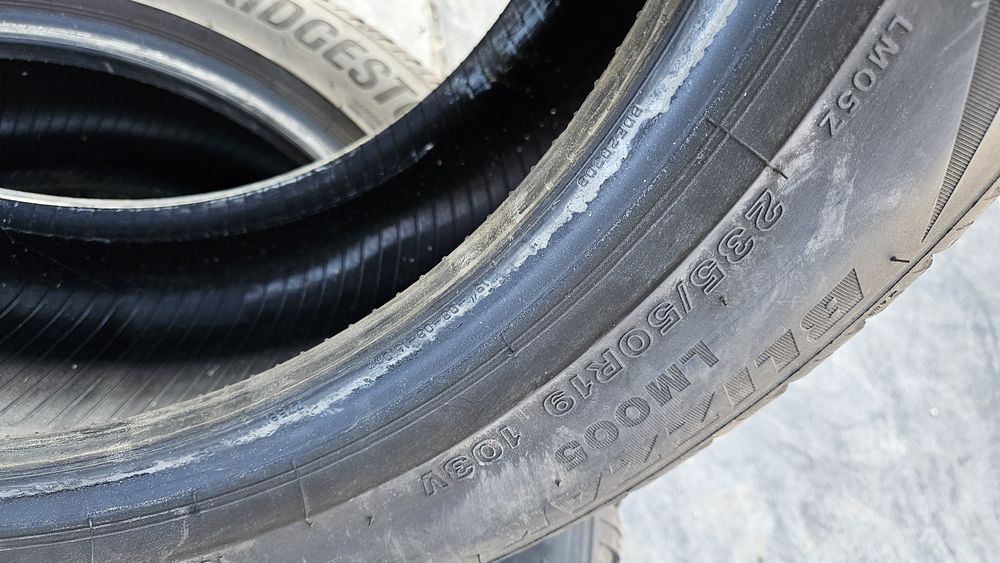 2бр гуми 235 50 19 дот 23 бриджстоун