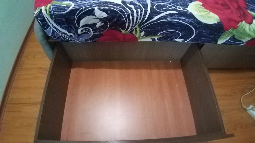 Продам кровать..