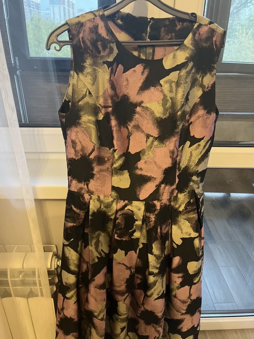 Вечерние платья, два платья