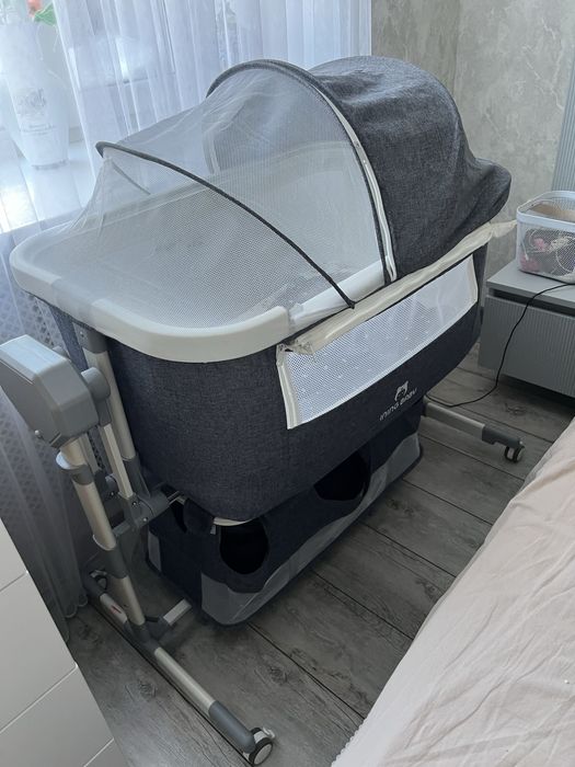 Продам детскую кровать-манеж