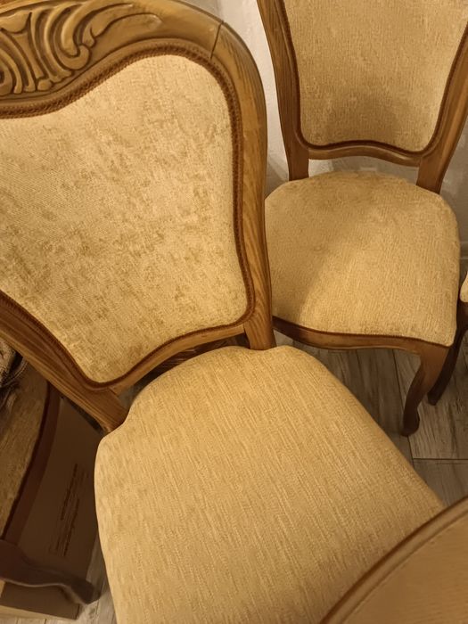 Продам стулья дубовые белорусские новые