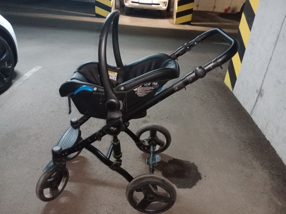 Продам коляску, полная комплектация.