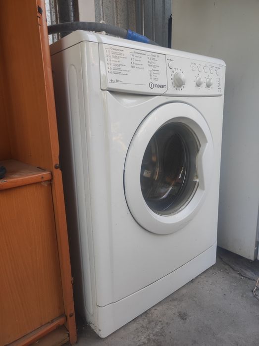 Продам стиральную машину