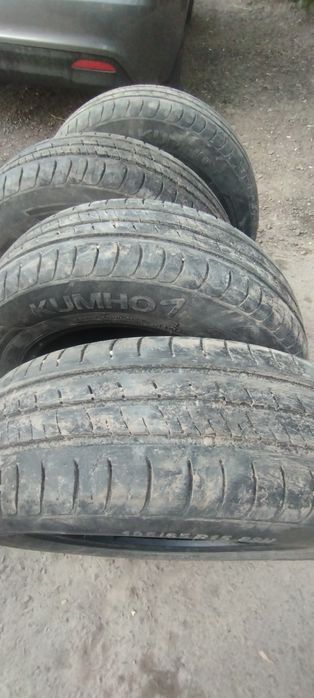 Продам резину комплект 185/65/15 лето