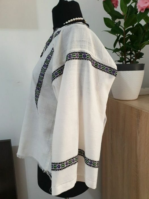 Ie Bucovina autentica traditionala