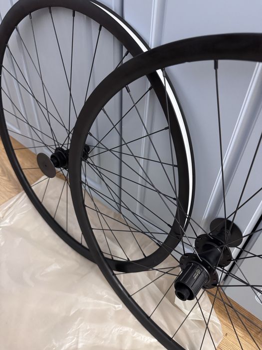 Roți 28, centerlock, gravel, sosea