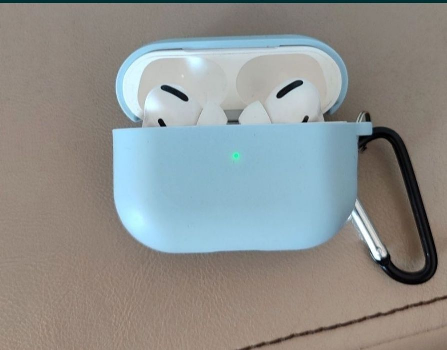 Наушники Airpods