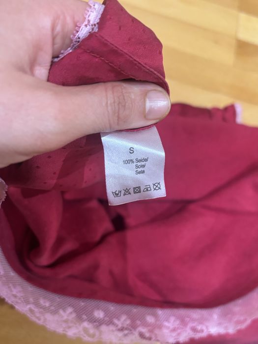 Top din mătase 100%