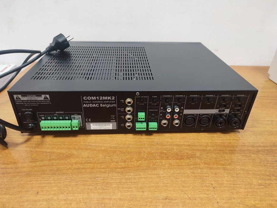 AUDAC COM12 - усилитель-микшер