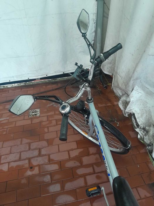 BICICLETA de vânzare