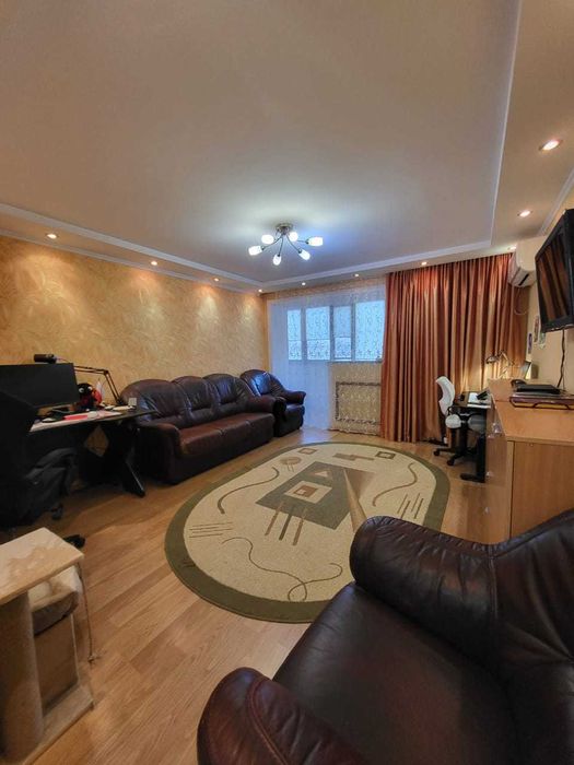 Продам 3 комн. квартиру в г. Уральск