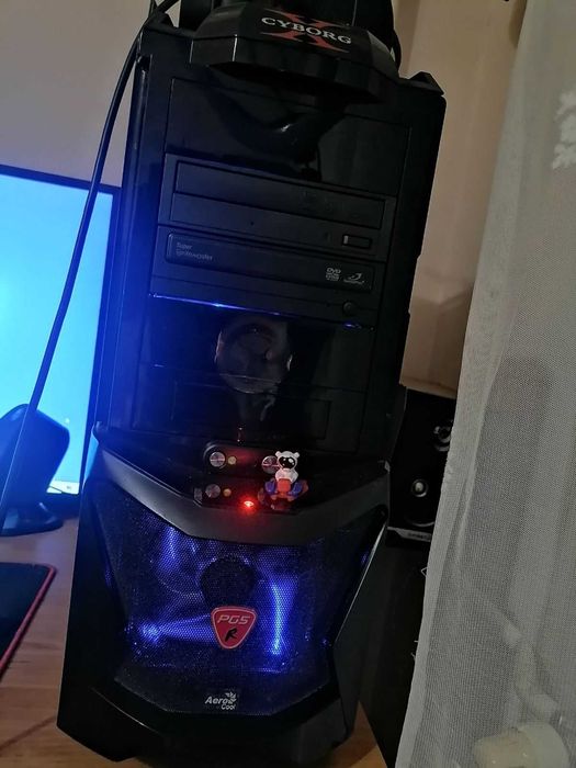 Настолен компютър