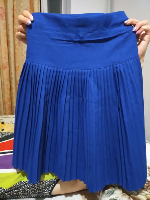 Продается    школьная тройка