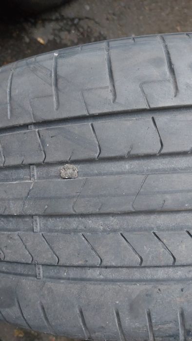 Anvelope 255 40 285 35 R21