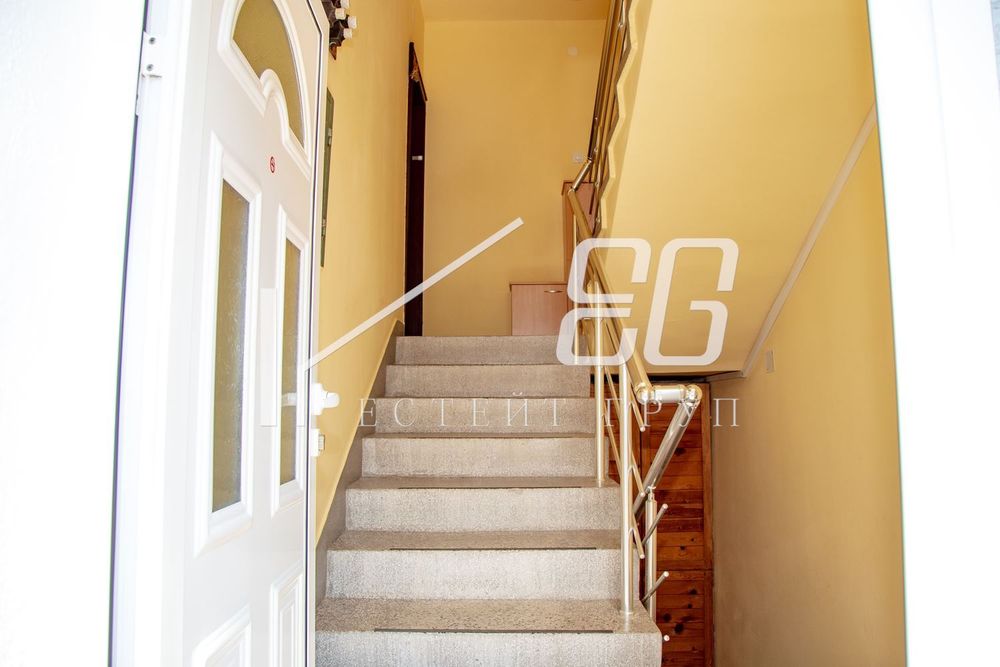 Къща в Варна-Аспарухово площ 392 цена 565000