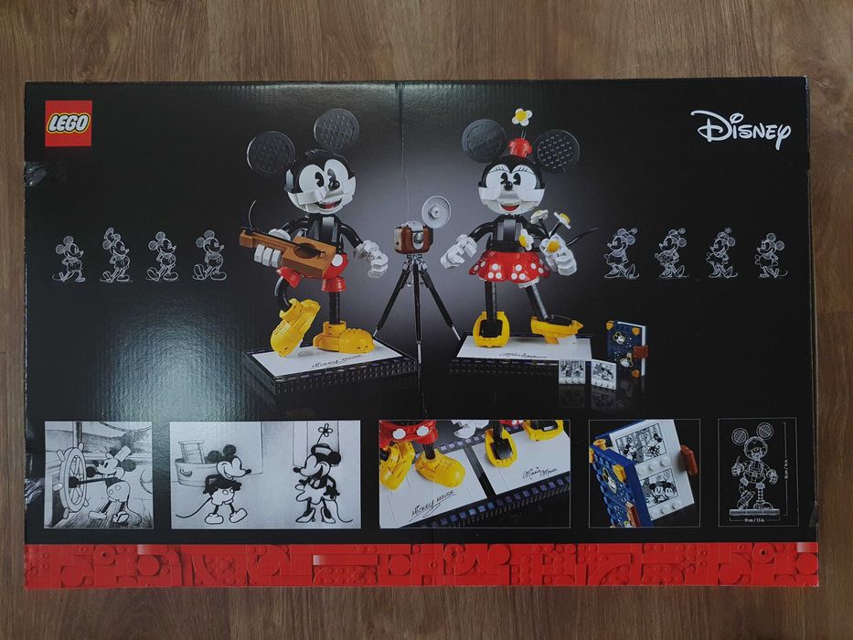 LEGO 43179 - Mickey Mouse & Minnie Mouse
